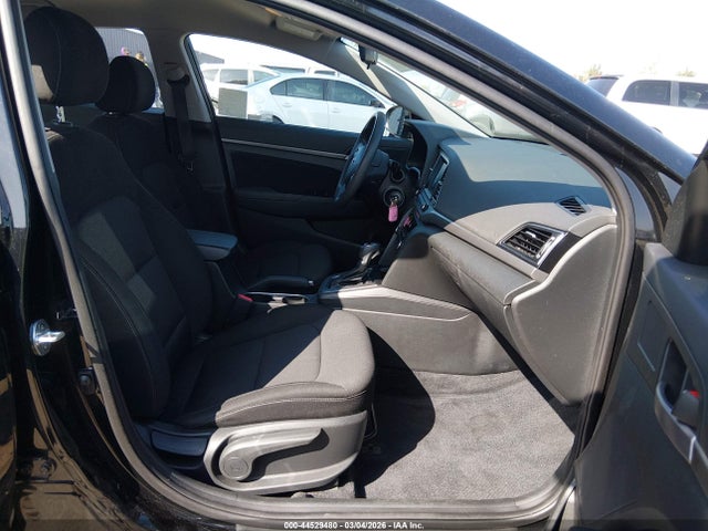 Hyundai ELANTRA SEL 2018 5NPD84LFXJH358907 Image 5