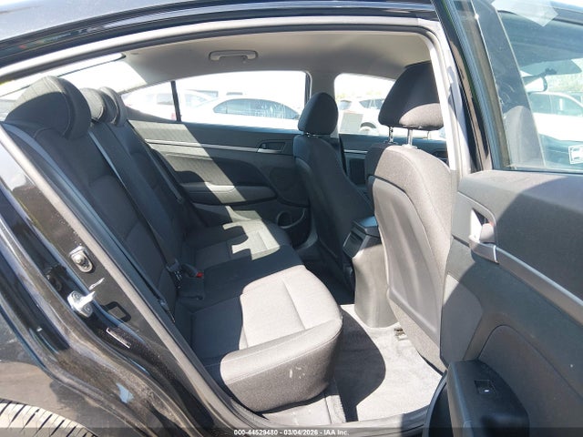 Hyundai ELANTRA SEL 2018 5NPD84LFXJH358907 Image 8