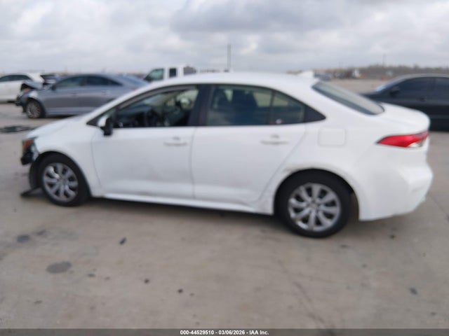 Toyota COROLLA LE 2022 JTDEPMAE7N3016589 Image 14