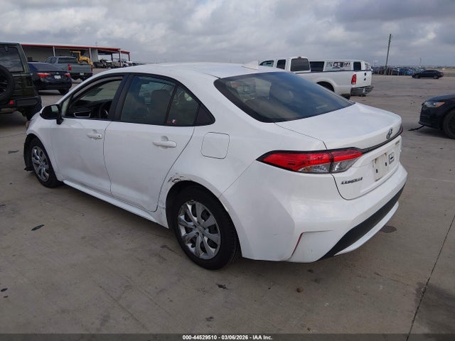 Toyota COROLLA LE 2022 JTDEPMAE7N3016589 Image 3