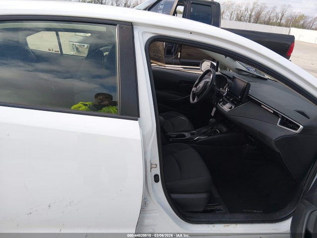 Toyota COROLLA LE 2022 JTDEPMAE7N3016589 Image 5
