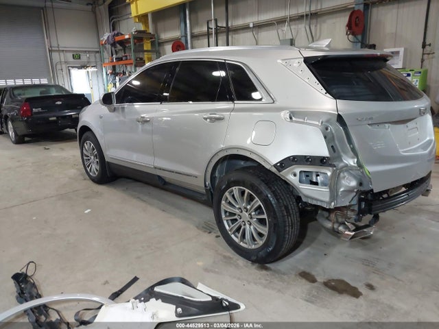 2019 CADILLAC XT5 1GYKNCRS1KZ129650 Photo 2