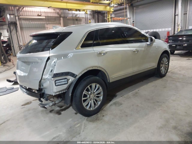 2019 CADILLAC XT5 1GYKNCRS1KZ129650 Photo 3
