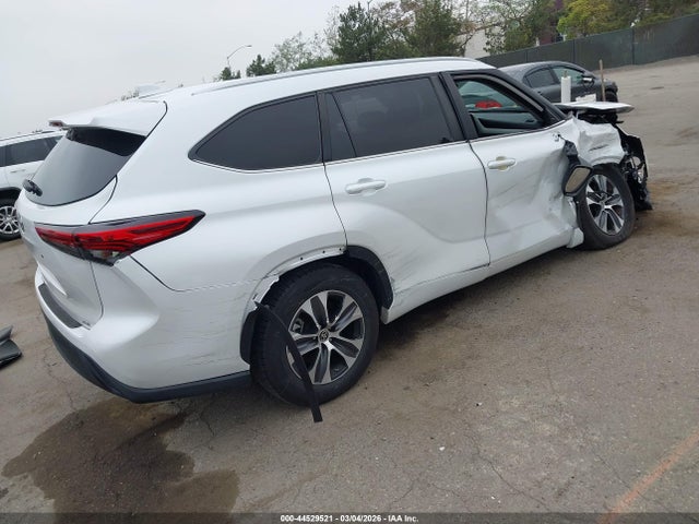 2023 TOYOTA HIGHLANDER 5TDKDRAH6PS022291 Photo 3