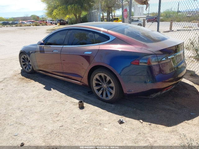 2020 TESLA MODEL S 5YJSA1E29LF402658 Photo 2