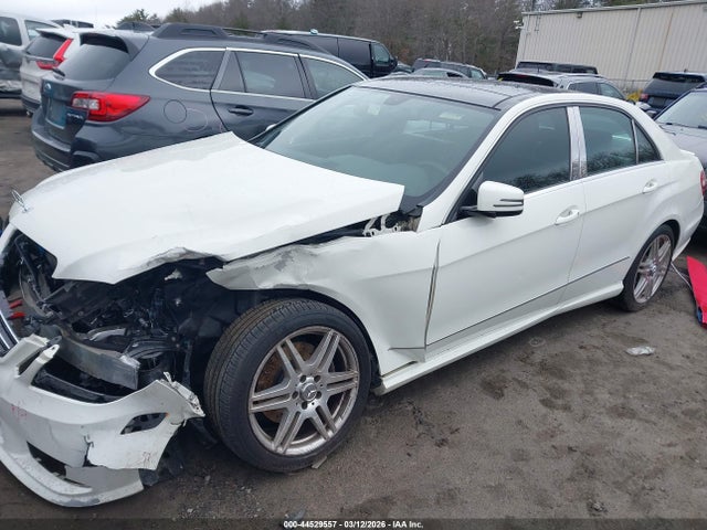 44529557 :رقم المزاد ، WDDHF8HB5AA059777 vin ، 2010 Mercedes-benz E 350 4matic مزاد بيع