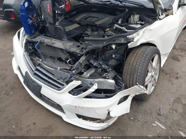 44529557 :رقم المزاد ، WDDHF8HB5AA059777 vin ، 2010 Mercedes-benz E 350 4matic مزاد بيع