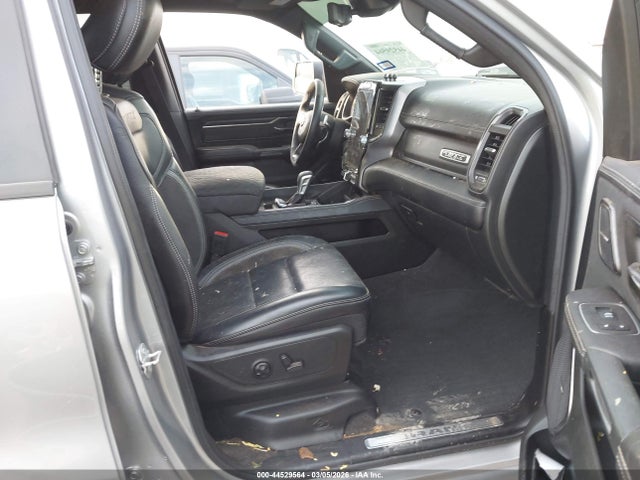 2023 RAM 1500 1C6SRFU9XPN571977 Photo 4