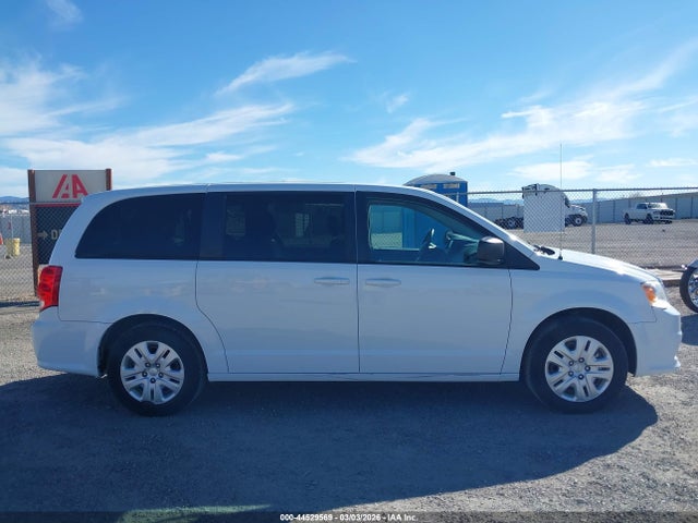 2C4RDGBG9JR356419 Dodge Grand Caravan Se