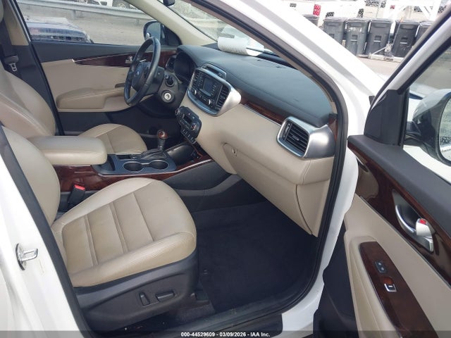 2016 Kia Sorento 3.3l Ex მანქანა იყიდება აუქციონზე, vin: 5XYPH4A53GG111381, აუქციონის ნომერი: 44529609
