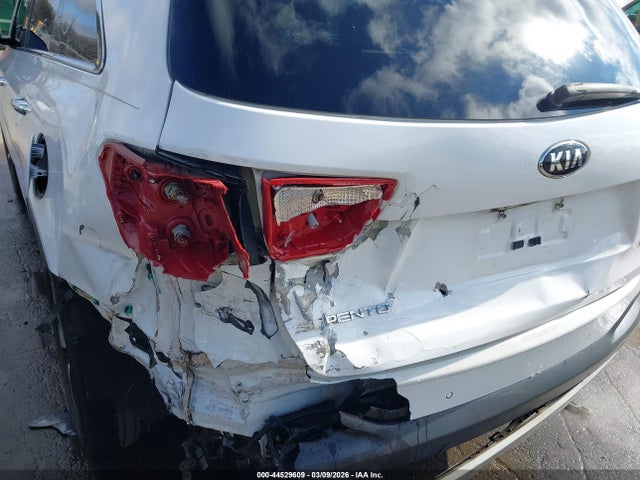2016 Kia Sorento 3.3l Ex მანქანა იყიდება აუქციონზე, vin: 5XYPH4A53GG111381, აუქციონის ნომერი: 44529609