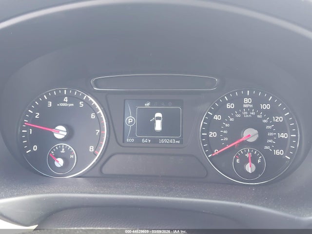 2016 Kia Sorento 3.3l Ex მანქანა იყიდება აუქციონზე, vin: 5XYPH4A53GG111381, აუქციონის ნომერი: 44529609