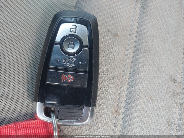 44529610 :رقم المزاد ، 3FA6P0UU3JR273668 vin ، 2018 Ford Fusion Hybrid S مزاد بيع