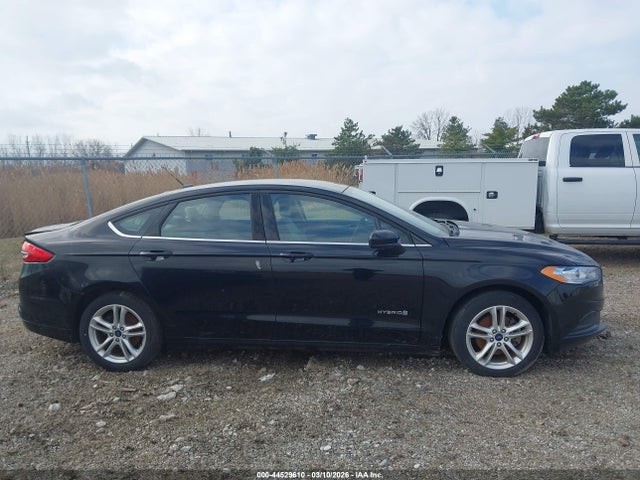 44529610 :رقم المزاد ، 3FA6P0UU3JR273668 vin ، 2018 Ford Fusion Hybrid S مزاد بيع