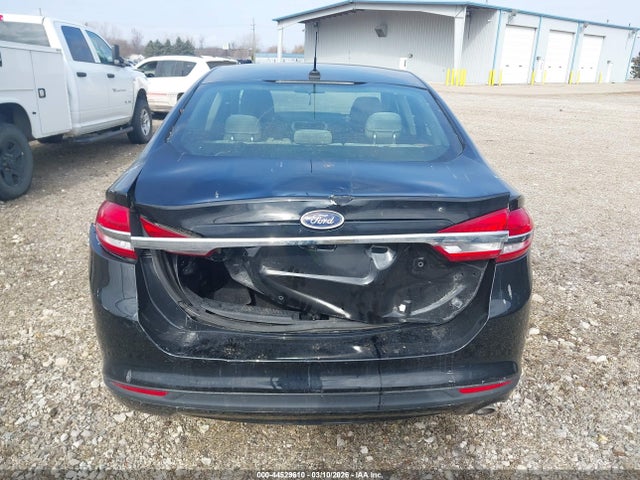 44529610 :رقم المزاد ، 3FA6P0UU3JR273668 vin ، 2018 Ford Fusion Hybrid S مزاد بيع