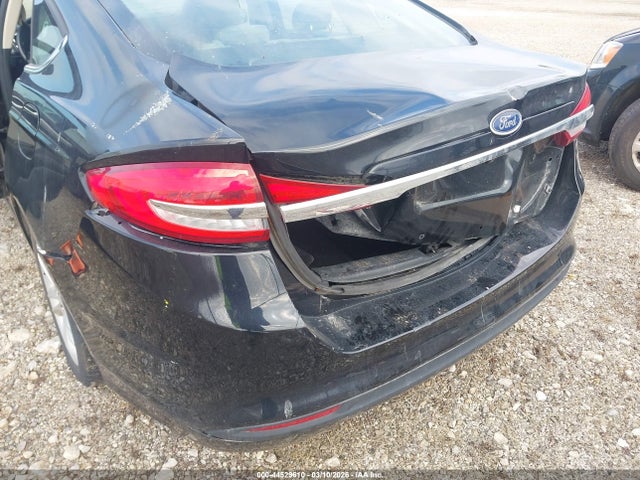 44529610 :رقم المزاد ، 3FA6P0UU3JR273668 vin ، 2018 Ford Fusion Hybrid S مزاد بيع