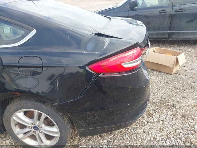 44529610 :رقم المزاد ، 3FA6P0UU3JR273668 vin ، 2018 Ford Fusion Hybrid S مزاد بيع