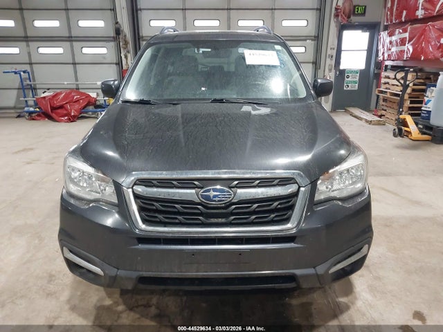 Subaru Forester 2.5i Premium 2018 JF2SJAEC3JH424064 Image 12