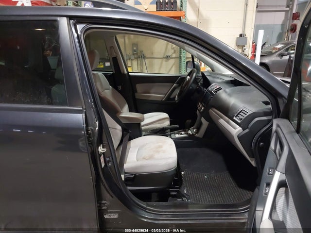 Subaru Forester 2.5i Premium 2018 JF2SJAEC3JH424064 Image 5