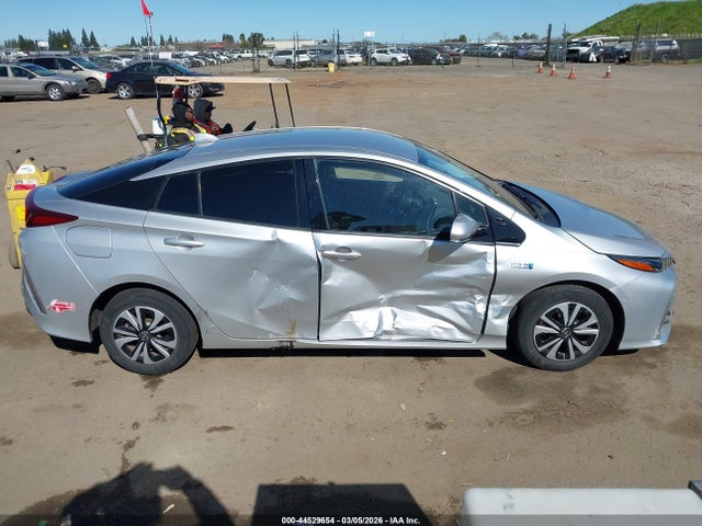 Toyota Prius Prime Advanced 2017 JTDKARFP0H3048476 Image 13