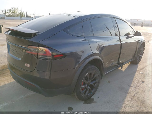 2023 TESLA MODEL X 7SAXCBE64PF422737 Photo 3