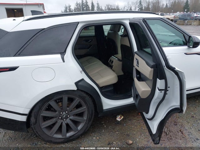 2018 LAND ROVER RANGE ROVER VELAR SALYM2RV9JA744654 Photo 7