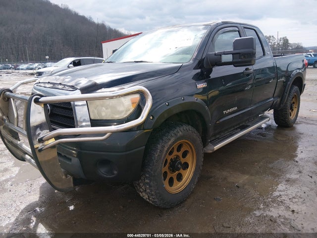 44529701 :رقم المزاد ، 5TBBV54128S511494 vin ، 2008 Toyota Tundra Sr5 5.7l V8 مزاد بيع