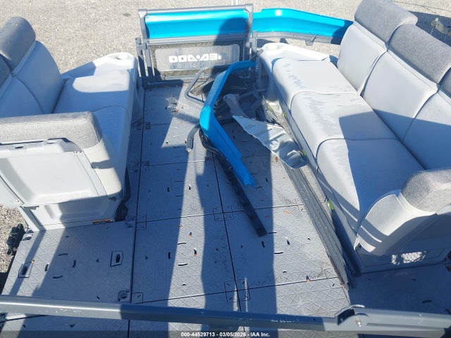 2023 SEADOO UNKNOWN YDV06318H223 Photo 4