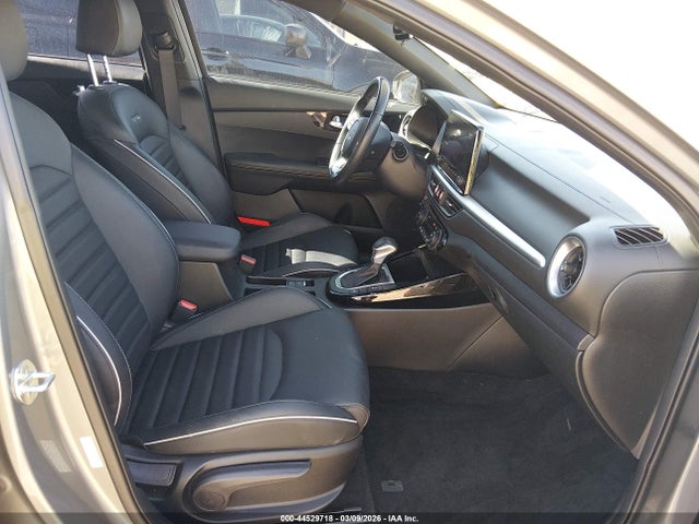 3KPF54ADXNE439970 KIA Forte Gt-line