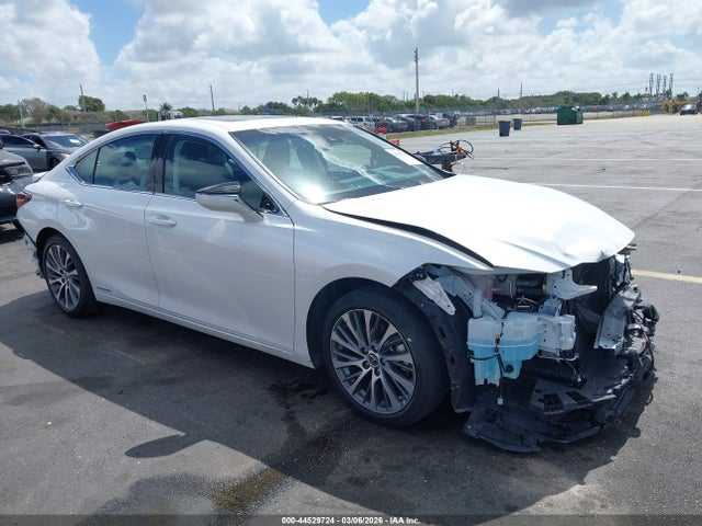 2021 LEXUS ES 300H 58ADA1C18MU012912