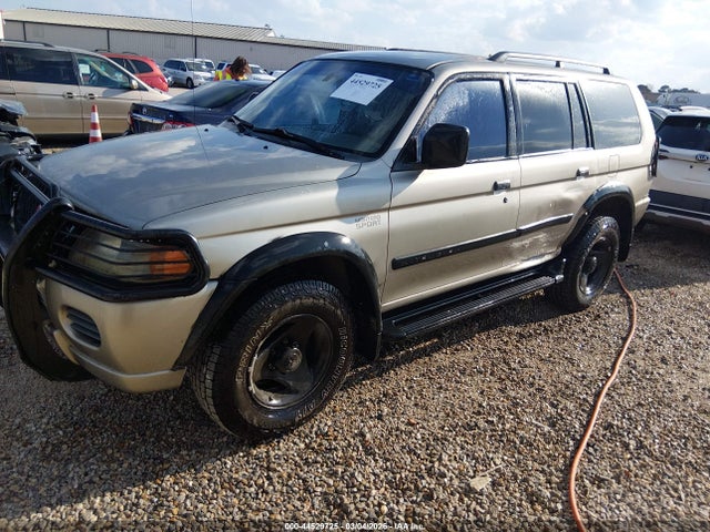 2001 MITSUBISHI MONTERO JA4LS21HX1P064587 Photo 1