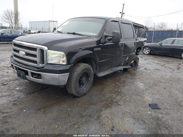 2005 FORD EXCURSION 1FMNU41LX5ED23973 Photo 1