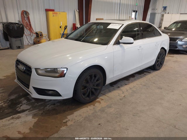 2013 AUDI A4 WAUFFAFLXDA139677 Photo 1