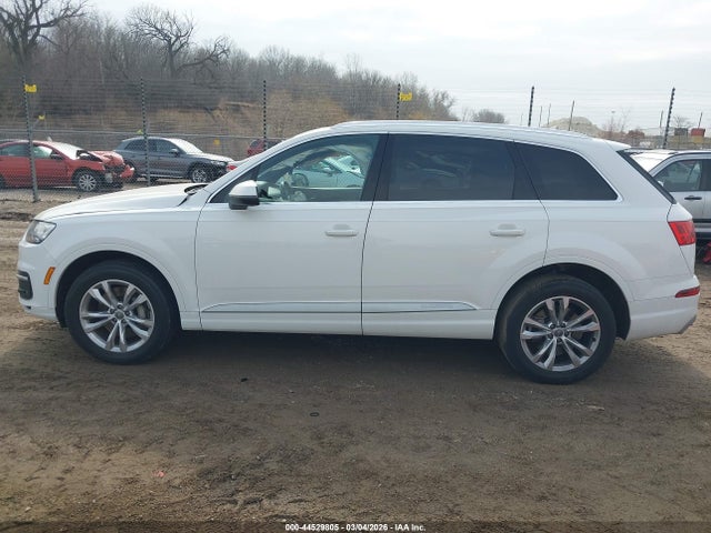 2019 Audi Q7 55 Premium/55 Se Premium მანქანა იყიდება აუქციონზე, vin: WA1LAAF74KD000707, აუქციონის ნომერი: 44529805