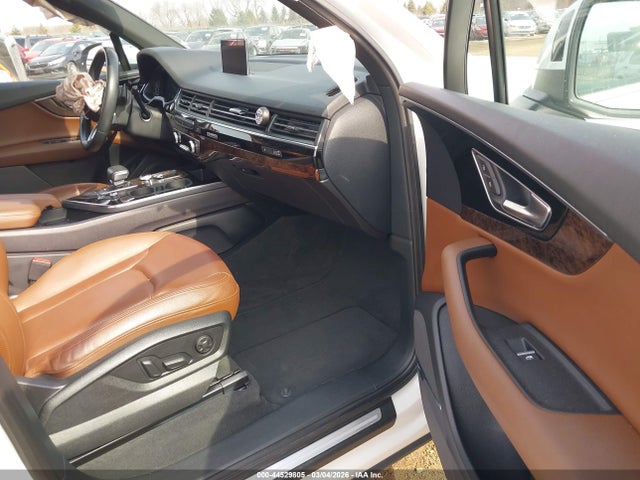 2019 Audi Q7 55 Premium/55 Se Premium მანქანა იყიდება აუქციონზე, vin: WA1LAAF74KD000707, აუქციონის ნომერი: 44529805