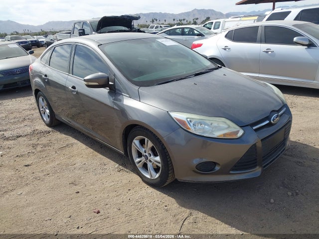 2014 FORD FOCUS 1FADP3F29EL421041 Photo 0