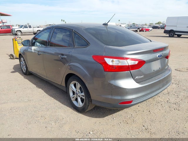 2014 FORD FOCUS 1FADP3F29EL421041 Photo 2