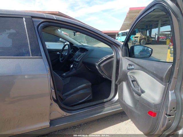 2014 FORD FOCUS 1FADP3F29EL421041 Photo 4