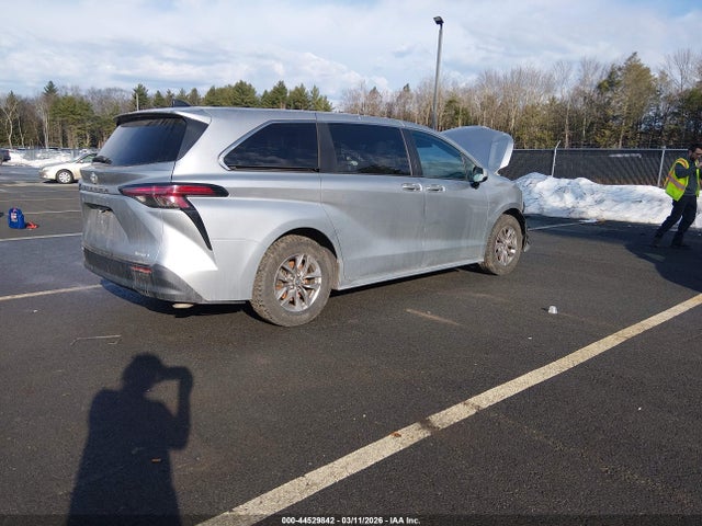 2021 TOYOTA SIENNA 5TDKSKFC7MS020796 Photo 3