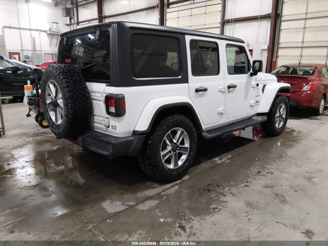1C4HJXEN0MW592175 Jeep Wrangler Unlimited Sahara 4x4