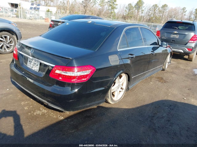2011 MERCEDES-BENZ E 550 WDDHF7CB5BA421965 Photo 3