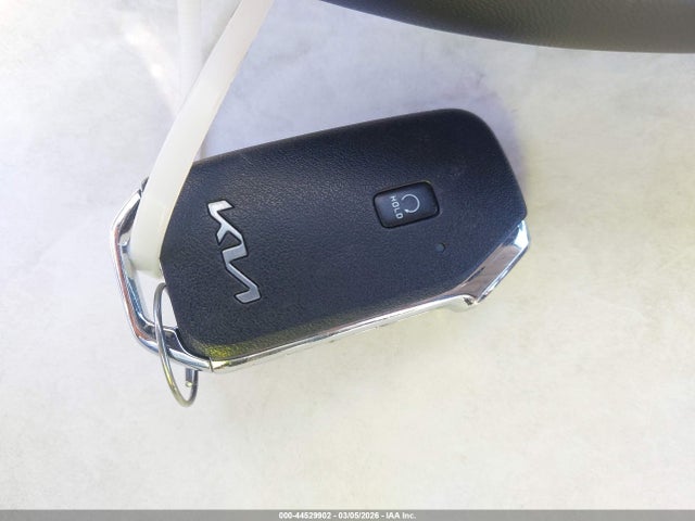 2025 Kia Niro Sx Touring მანქანა იყიდება აუქციონზე, vin: KNDCT3LEXS5218840, აუქციონის ნომერი: 44529902