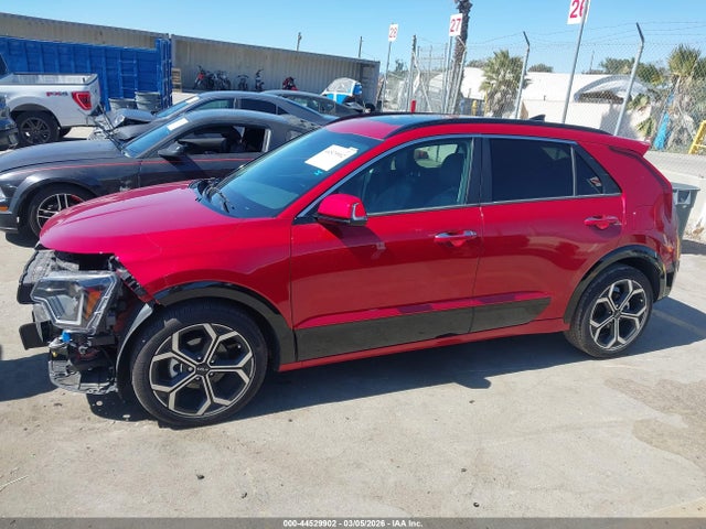 2025 Kia Niro Sx Touring მანქანა იყიდება აუქციონზე, vin: KNDCT3LEXS5218840, აუქციონის ნომერი: 44529902