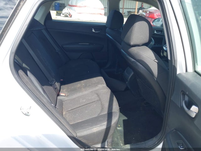 5XXGT4L31LG383341 KIA Optima Lx
