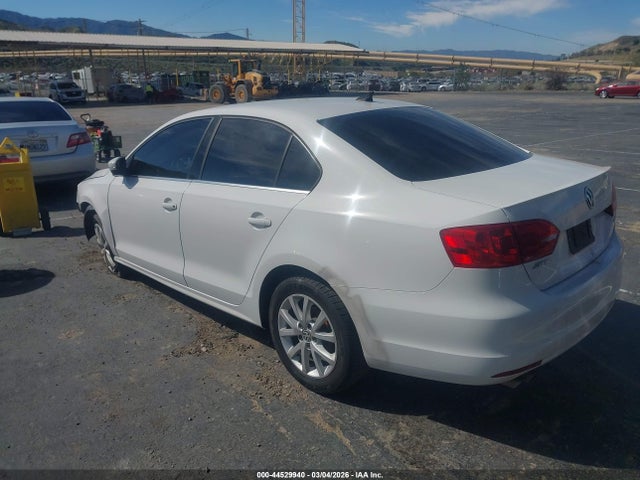 2013 VOLKSWAGEN JETTA 3VWDP7AJ4DM409843 Photo 2