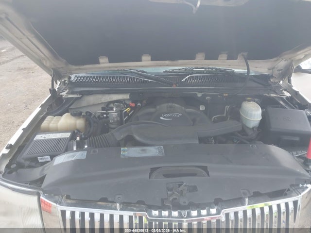 44530013 :رقم المزاد ، 1GYEK63N55R107164 vin ، 2005 Cadillac Escalade Standard مزاد بيع