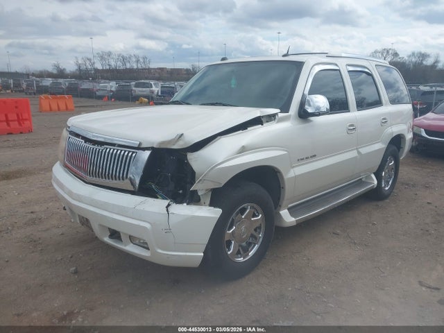 44530013 :رقم المزاد ، 1GYEK63N55R107164 vin ، 2005 Cadillac Escalade Standard مزاد بيع