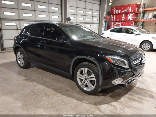2020 MERCEDES-BENZ GLA 250 W1NTG4GB4LJ695677