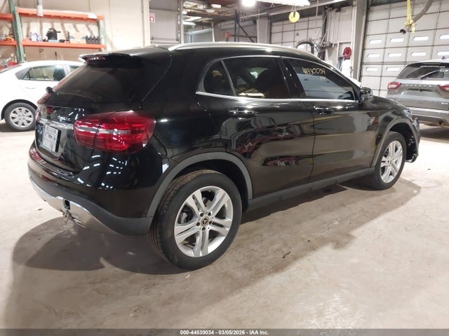 2020 MERCEDES-BENZ GLA 250 W1NTG4GB4LJ695677 Photo 3