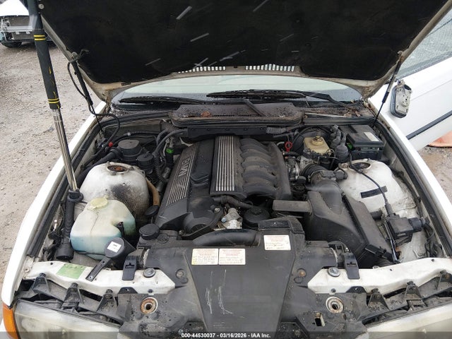 1998 Bmw 328ic მანქანა იყიდება აუქციონზე, vin: WBABK8325WEY89241, აუქციონის ნომერი: 44530037